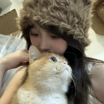 月半爱丽丝